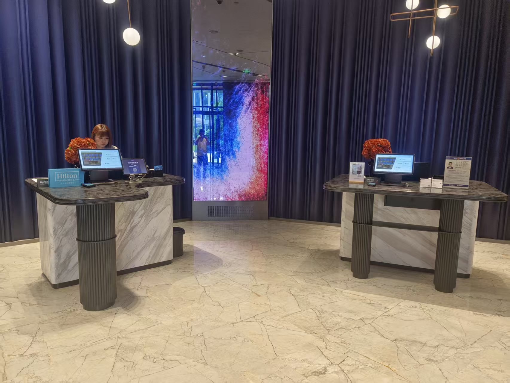 成都高新天府二街希尔顿欢朋酒店